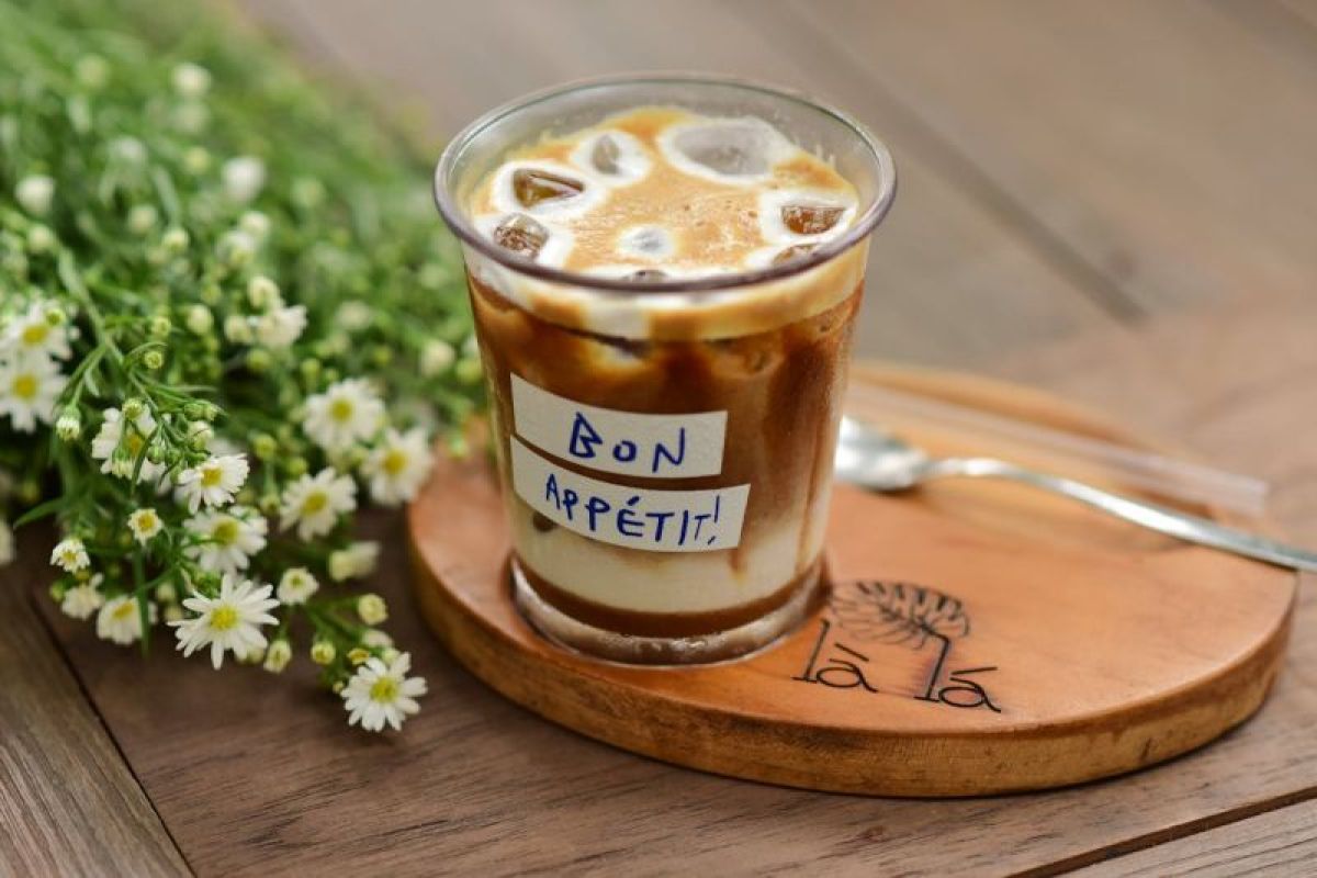 Waktu yang tepat untuk menyikat gigi cegah “stain” bagi pecinta kopi