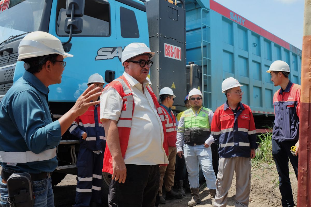 Special Plan: MHU tekan emisi 41 persen di sektor pertambangan lewat hybrid truck-EV