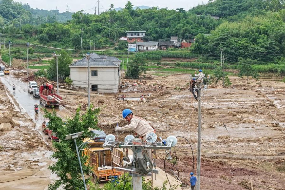Visit Agenda: Melihat upaya pemulihan pascabencana di area terdampak hujan Chongqing
