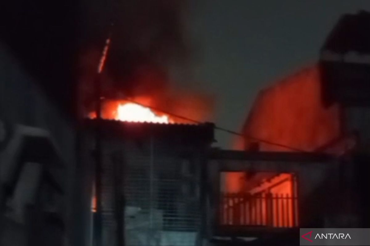 Sempat padam – rumah di Krendang Jakbar kembali terbakar
