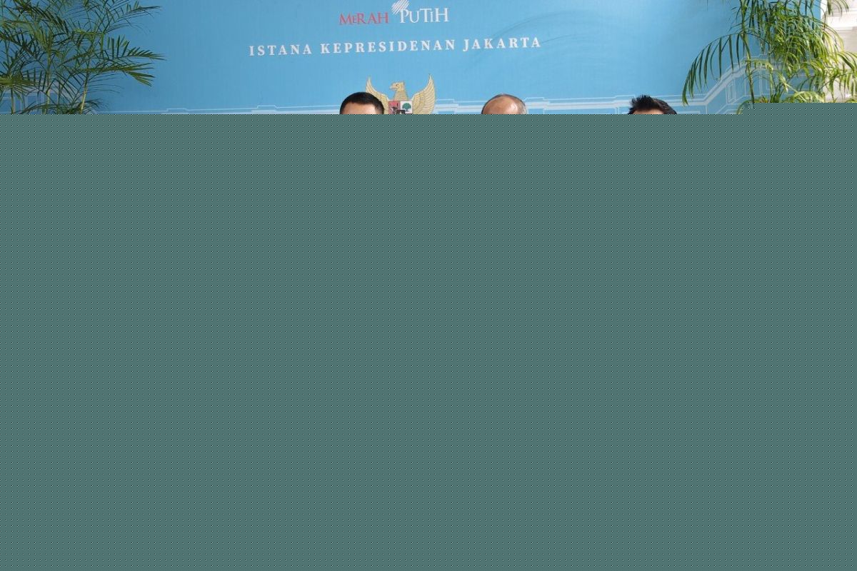 Historic Moment: PLN: Pasokan listrik Pulau Jawa mulai pulih secara bertahap