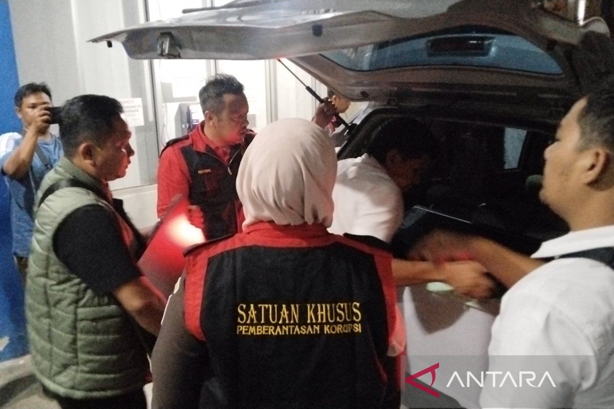 Kejari Palembang geledah Dishub terkait dugaan korupsi lampu jalan