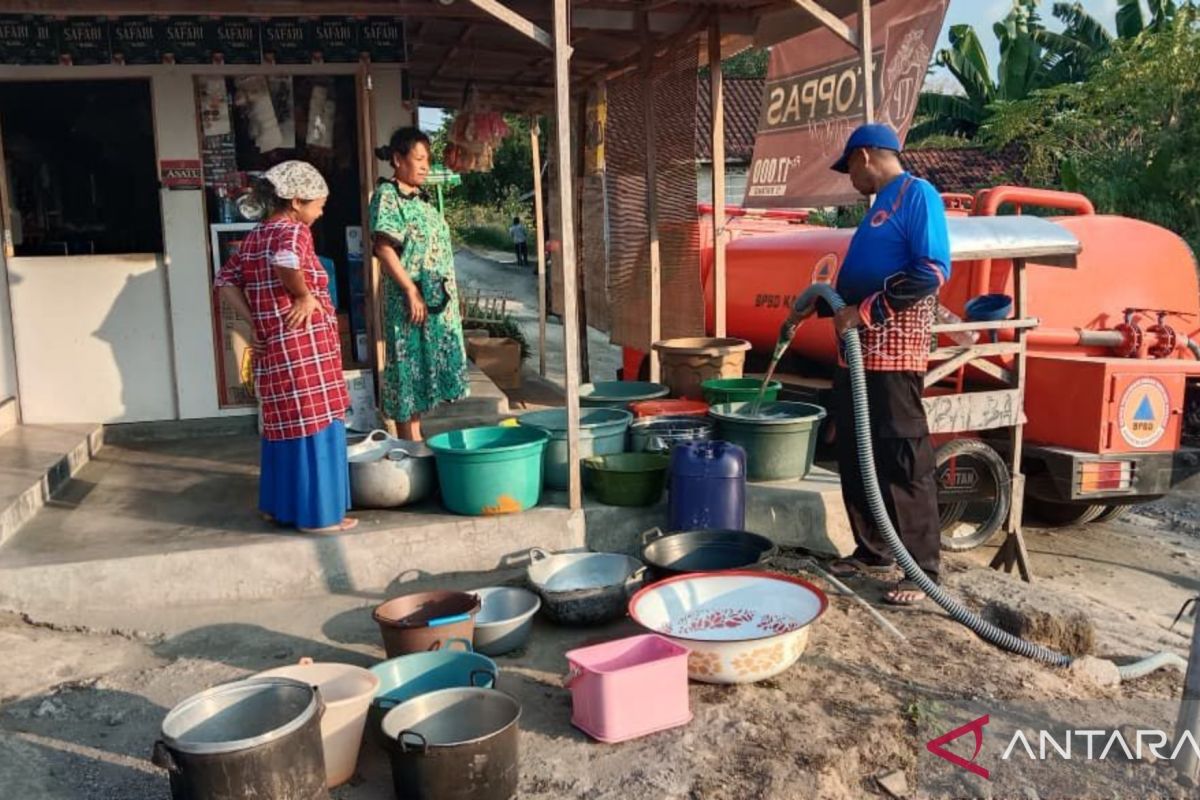 Latest Program: BNPB: Dua kabupaten di Jawa Tengah mulai dilanda kekeringan