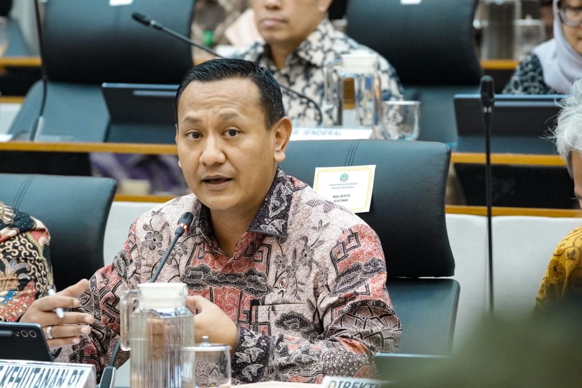 Topics Covered: Kemenhut perkuat arah kebijakan 2027 untuk pelestarian-kesejahteraan