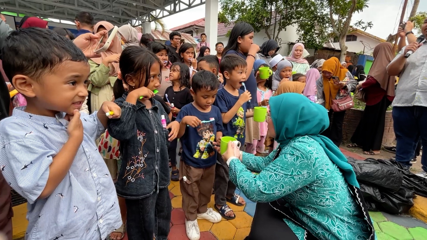 Akhir pekan – Banjarmasin bikin edukasi gigi & mulut di kebun binatang