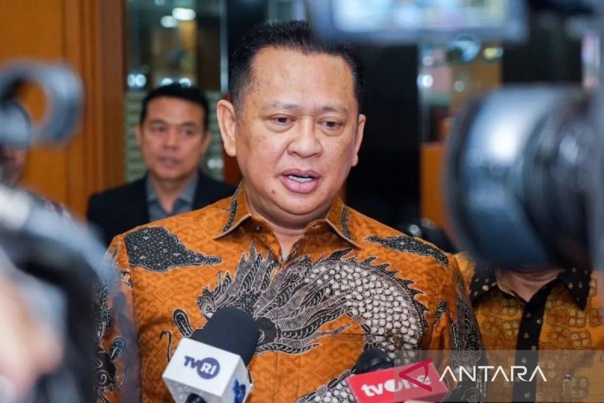 Solving Problems: Bamsoet: KUHP baru jadi landasan hukum kuat tindak kasus pertanahan