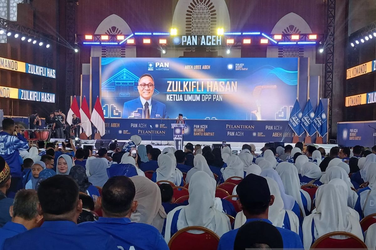 Historic Moment: Zulkifli Hasan kenang almarhum mantan Gubernur Aceh Zaini Abdullah