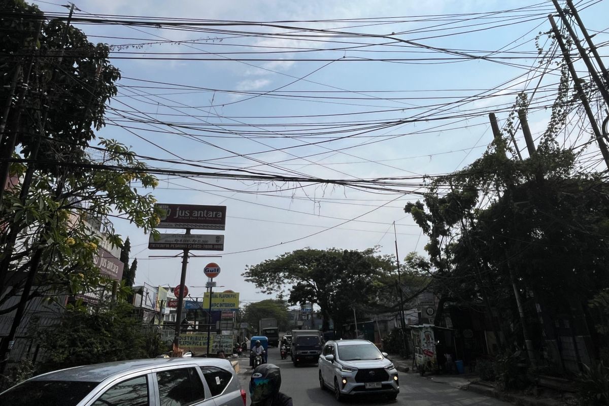 Main Agenda: Pemkot Jakbar-PLN sepakati penataan kabel utilitas di dua lokasi