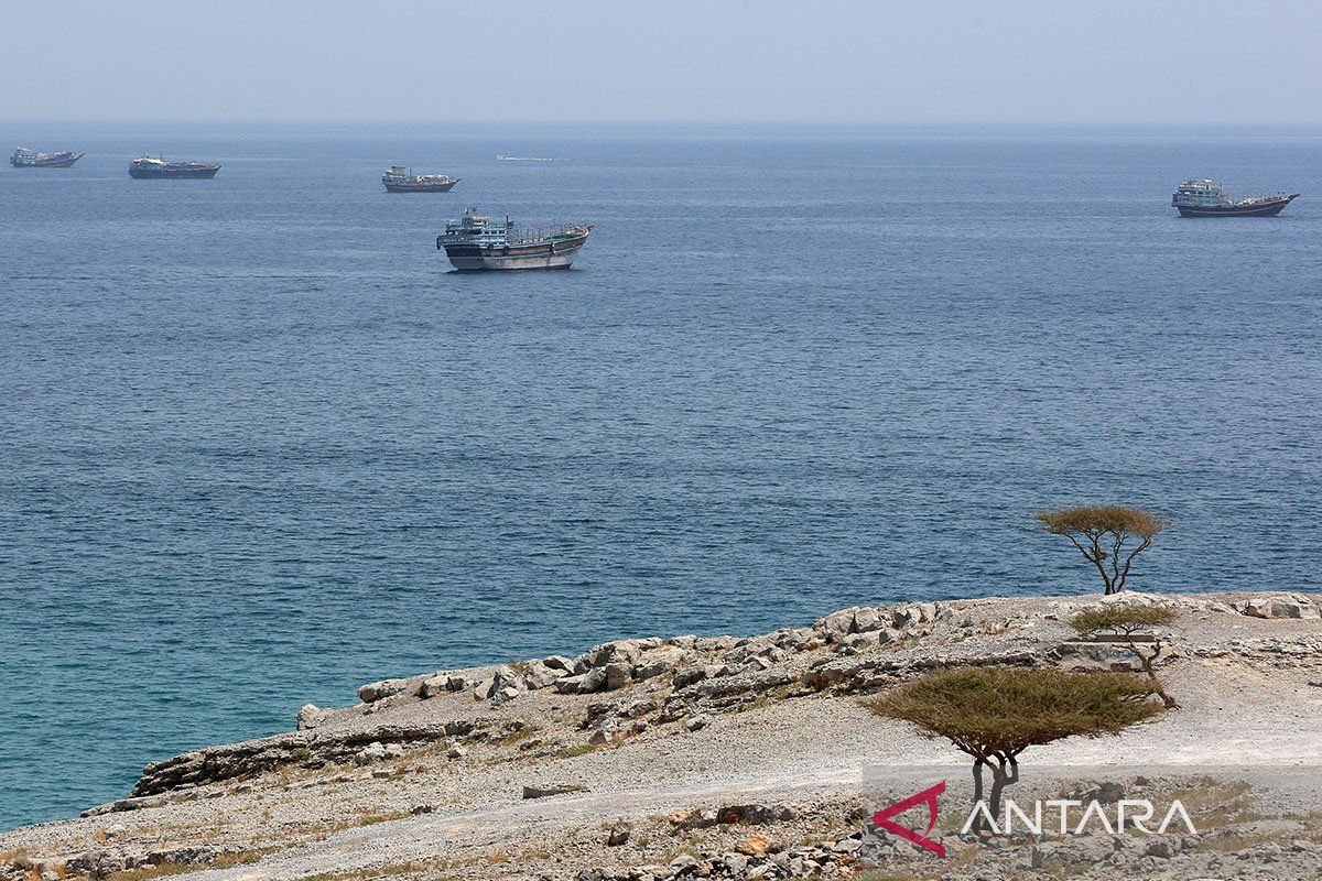 What Happened During: Media Prancis: Selat Hormuz catat lalu lintas tertinggi sejak konflik