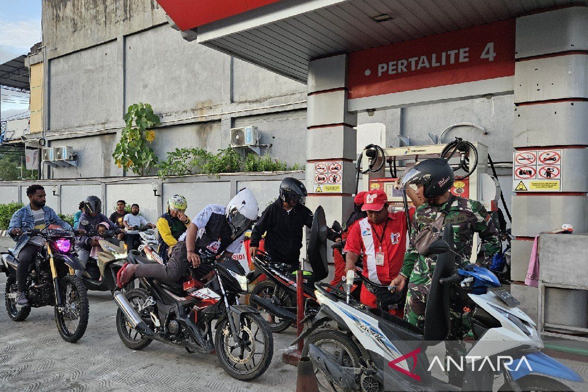 Special Plan: Pertamina Patra Niaga turunkan harga BBM non subsidi di Papua