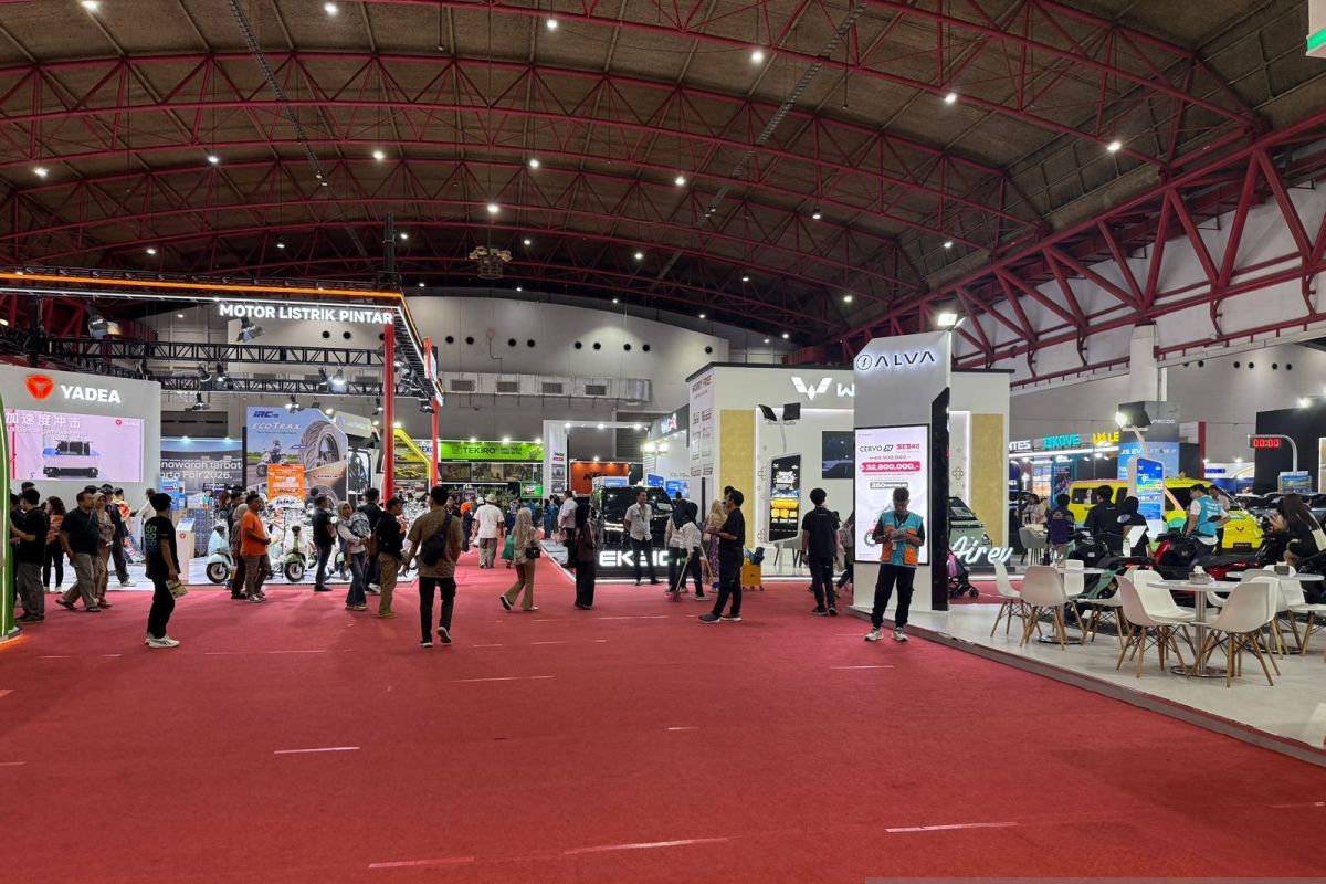Special Plan: Adira dukung pembiayaan kendaraan melalui mitra dealer di Jakarta Fair