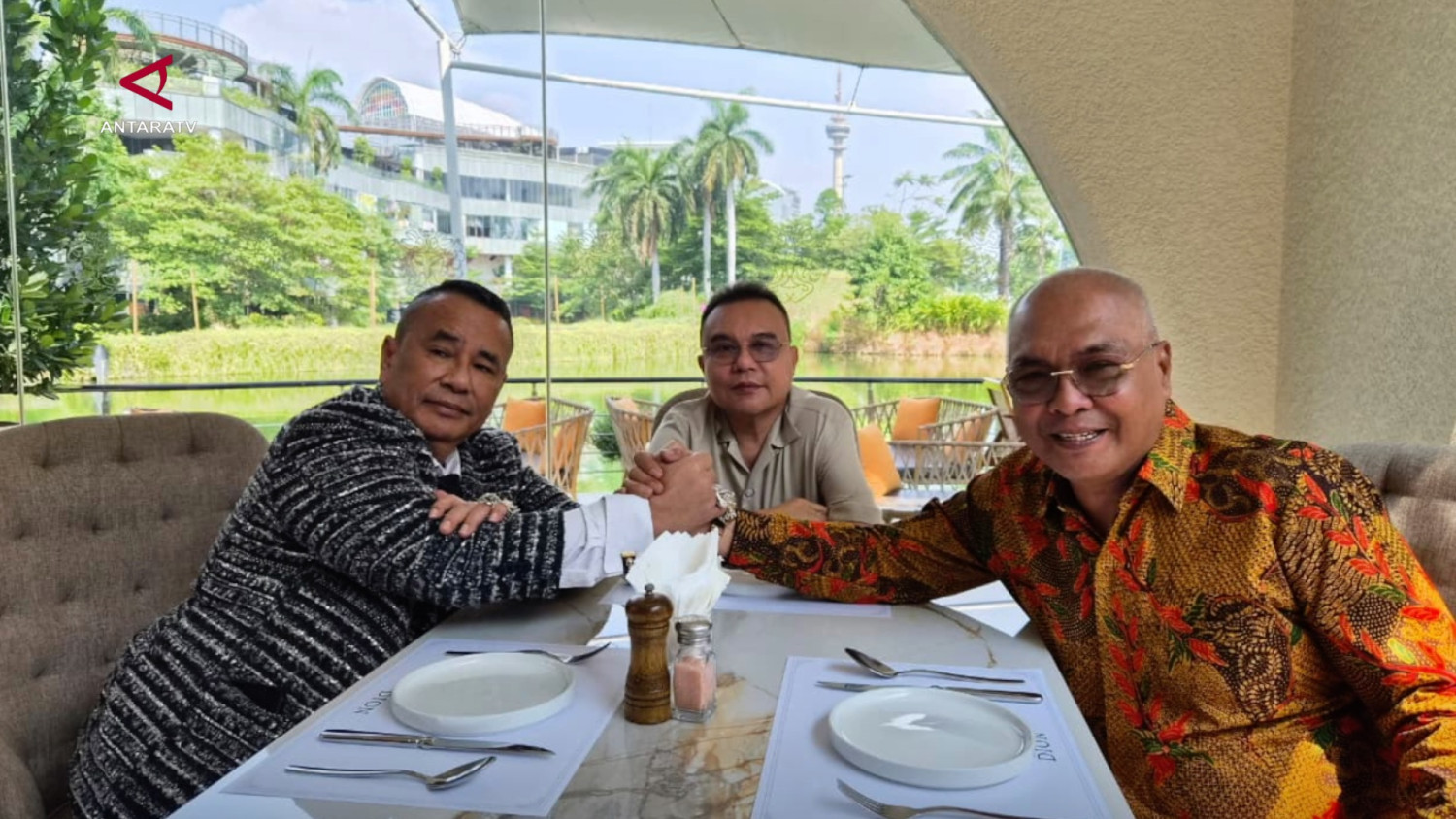 Dasco pertemukan Ketum PWI Pusat Akhmad Munir dengan Hotman Paris