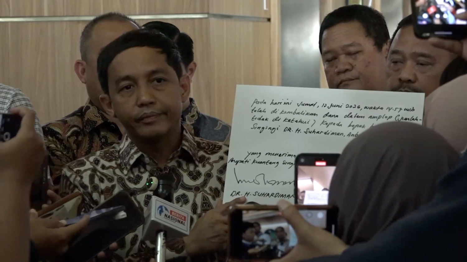 Soal amplop Bupati Kuansing, KPK: Seharusnya Menhut lapor gratifikasi