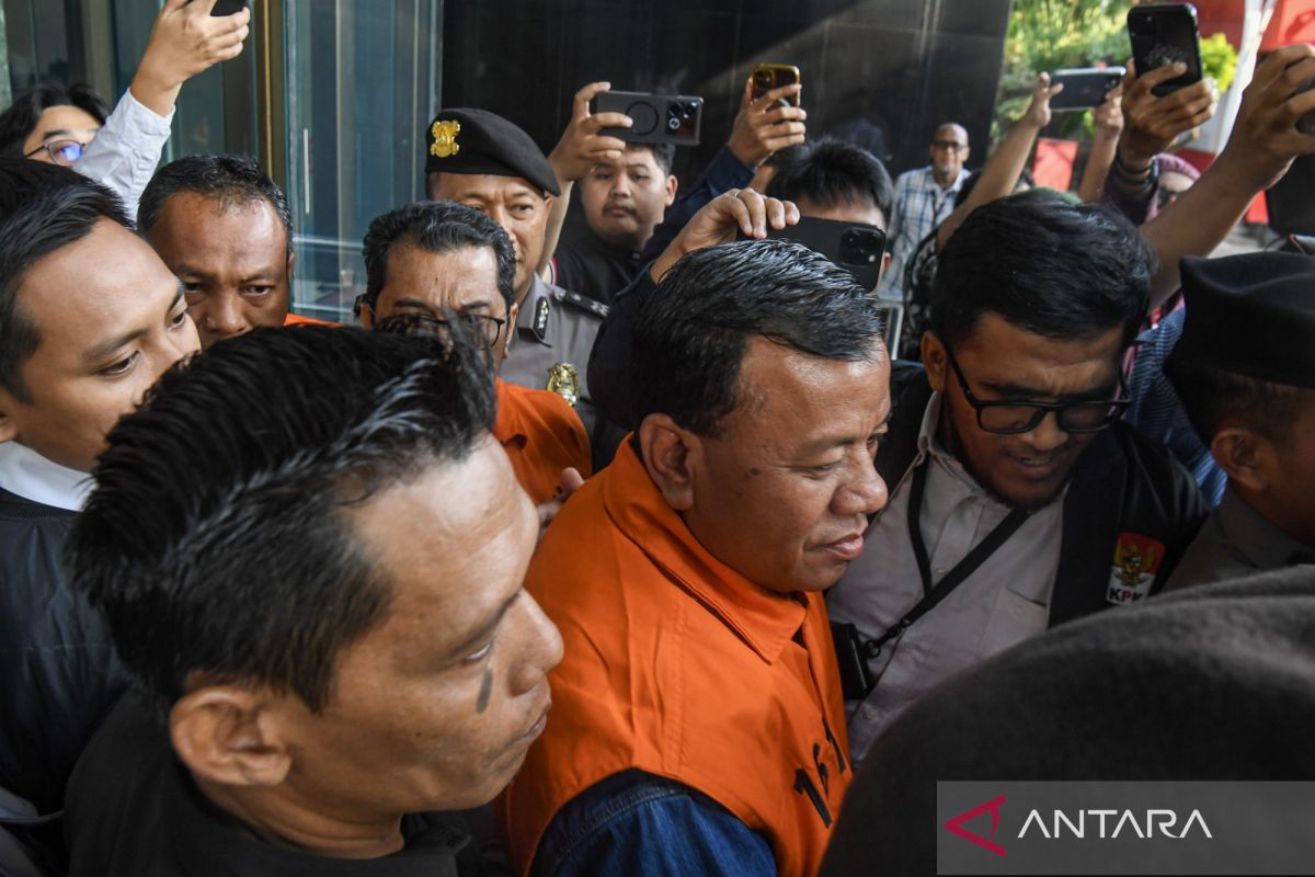 KPK : Land Cruiser terkait suap jabatan sempat dijual ke “showroom”