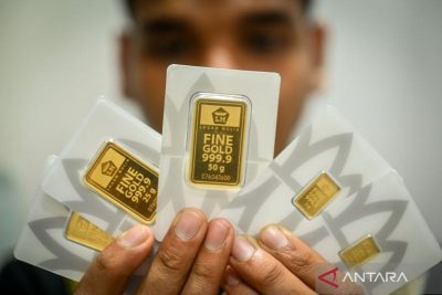 Harga emas Antam pada Sabtu naik Rp11.000 jadi Rp2,675 juta per gram
