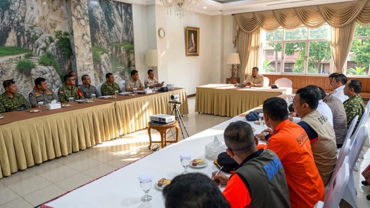 Prabowo minta kondisi karhutla Kalbar dipetakan secara nyata