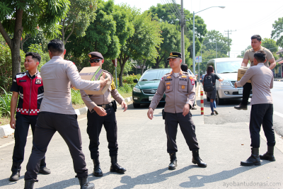 Polri salurkan bantuan logistik untuk warga terdampak gempa NTT