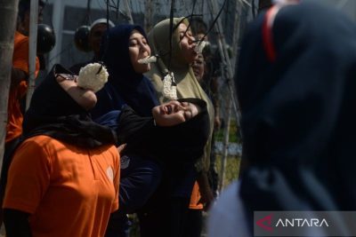 Semarak HUT ke-81 RI di Rutan Boyolali, warga binaan ikuti lomba makan kerupuk dan balap karung